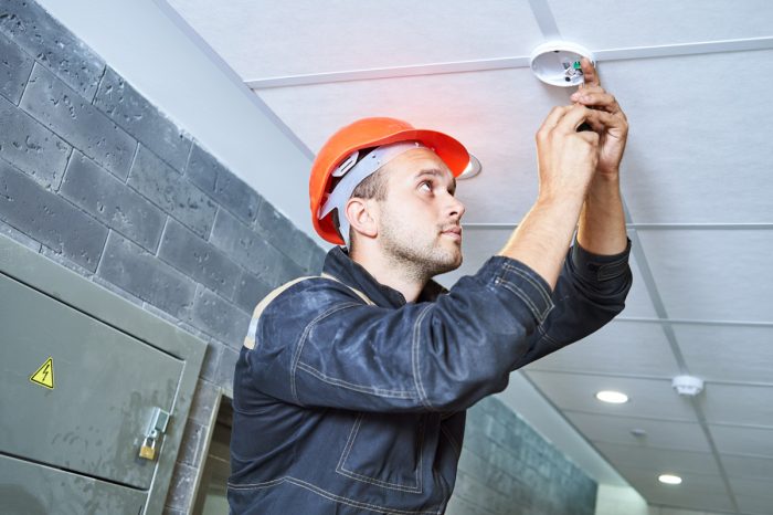 Detecție antiefracție și incendiu 23 Instalatii electrice Brasov